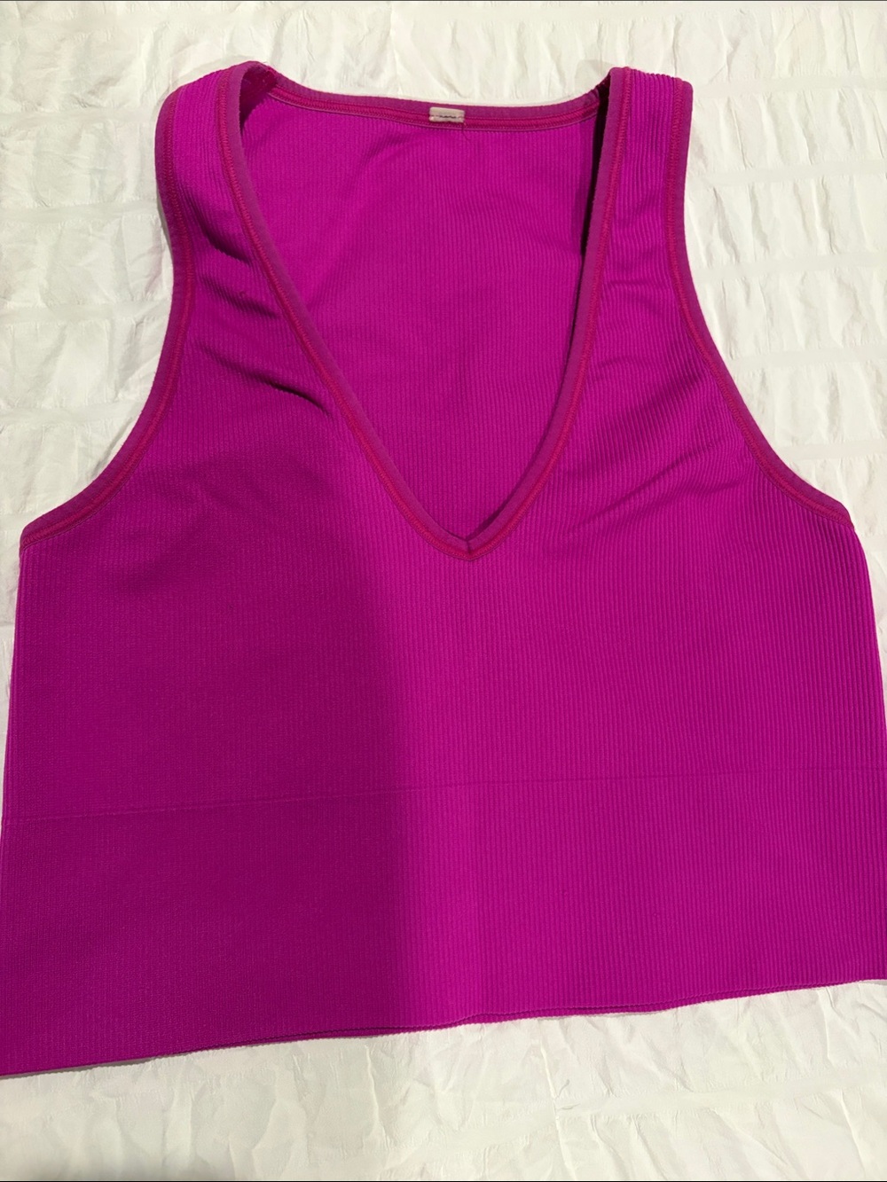 Athleta V-Neck Ribbed Crop Tank - Fuchsia - Picture 2 of 3